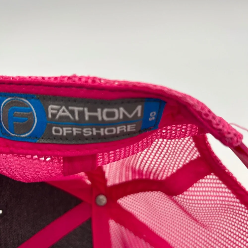 Fathom Offshore Trucker Hat Womens OS Gray Pink Mesh Fishing Outdoor Style